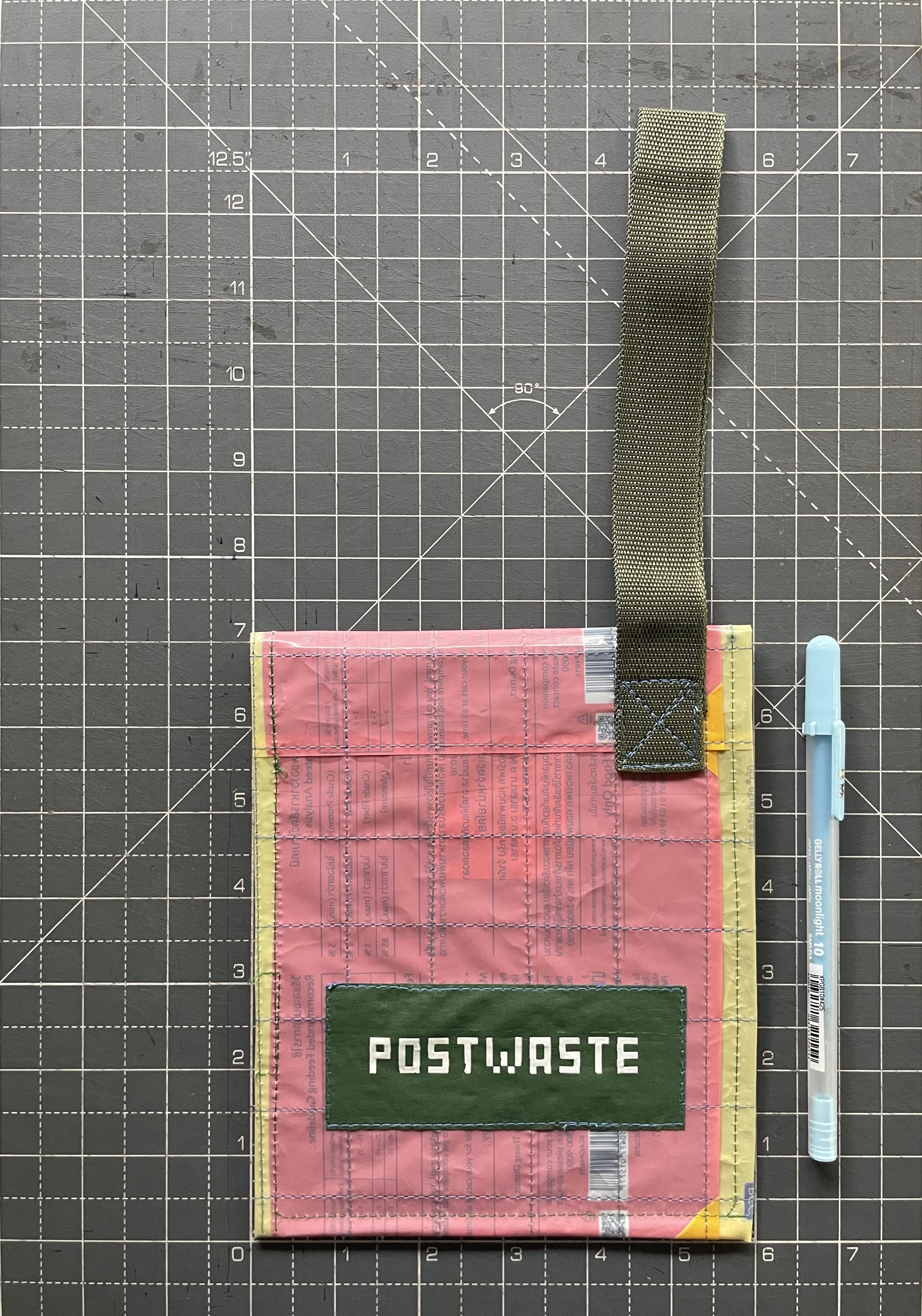 Postwaste Pouch No. 28